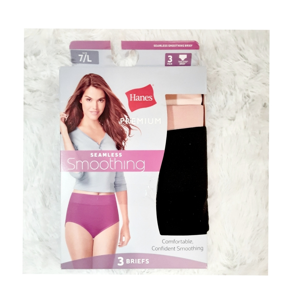 Hanes Seamless Smoothing Briefs